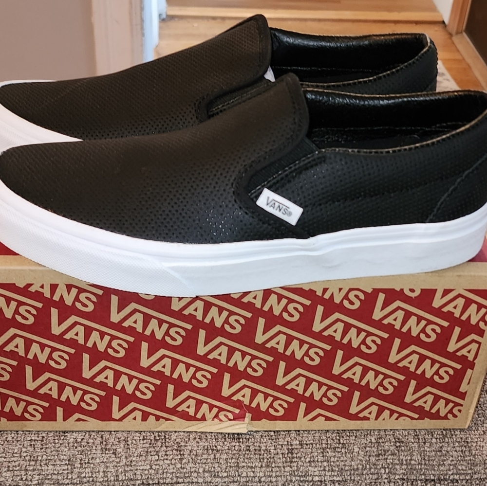Vans Men's(Perf Leather) Black Slip-On Shoes